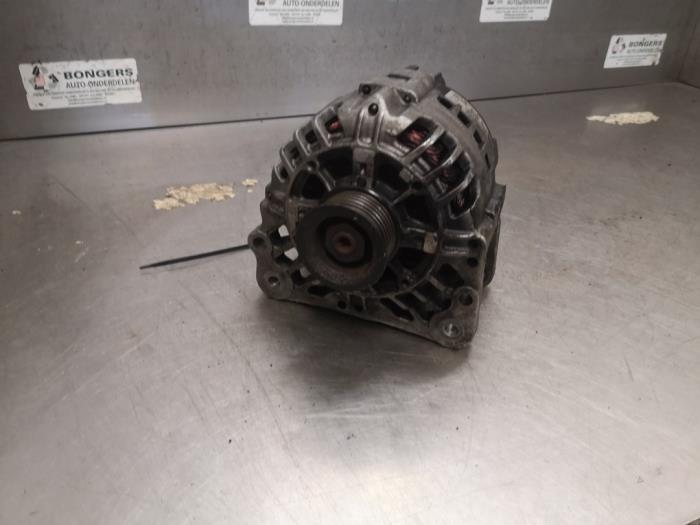 Gebruikte Dynamo Skoda Fabia II Combi 1.2i 12V Prijs op aanvraag aangeboden door Bongers Auto-Onderdelen Zeeland