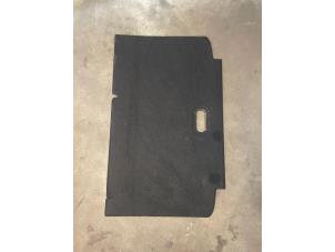 Gebruikte Vloerplaat bagageruimte Ford B-Max (JK8) 1.0 EcoBoost 12V 125 Prijs € 75,00 Margeregeling aangeboden door Bongers Auto-Onderdelen Zeeland