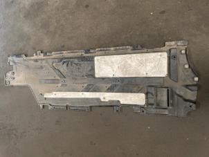 Gebruikte Beschermplaat bodem Mercedes A (177.0) Prijs op aanvraag aangeboden door Bongers Auto-Onderdelen Zeeland