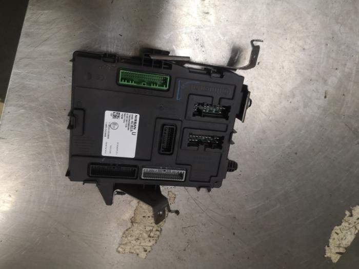 Gebruikte Bodycontrol Module Nissan Qashqai (J11) 1.2 DIG-T 16V Prijs op aanvraag aangeboden door Bongers Auto-Onderdelen Zeeland