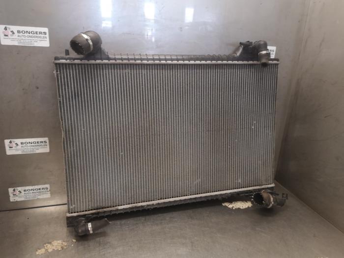 Gebruikte Radiateur Jaguar XE 2.0d 180 16V Prijs op aanvraag aangeboden door Bongers Auto-Onderdelen Zeeland
