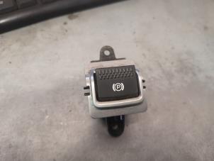 Gebruikte Handrem schakelaar Jaguar XE 2.0d 180 16V Prijs op aanvraag aangeboden door Bongers Auto-Onderdelen Zeeland