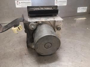 Gebruikte ABS Pomp Smart Forfour (454) 1.5 16V Prijs op aanvraag aangeboden door Bongers Auto-Onderdelen Zeeland