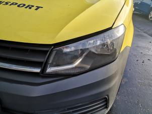 Gebruikte Koplamp links Volkswagen Caddy IV 1.6 TDI 16V Prijs op aanvraag aangeboden door Bongers Auto-Onderdelen Zeeland