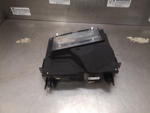 Gebruikte Head-up display Kia Niro II (SG2) 1.6 GDI Plug-in Hybrid Prijs op aanvraag aangeboden door Bongers Auto-Onderdelen Zeeland