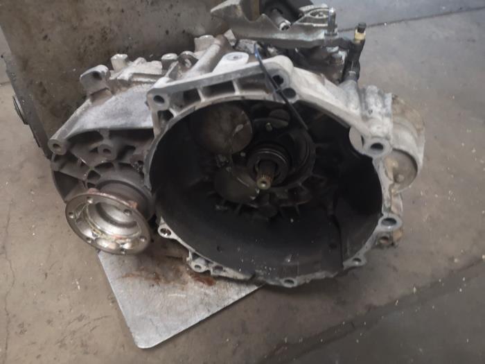 Gebruikte Versnellingsbak Volkswagen Golf Plus (5M1/1KP) 2.0 TDI 16V Prijs op aanvraag aangeboden door Bongers Auto-Onderdelen Zeeland