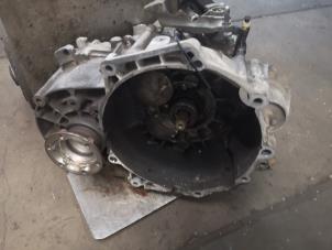 Gebruikte Versnellingsbak Volkswagen Golf Plus (5M1/1KP) 2.0 TDI 16V Prijs op aanvraag aangeboden door Bongers Auto-Onderdelen Zeeland