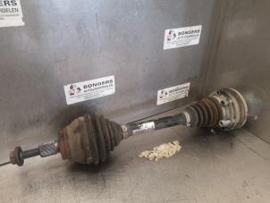 Gebruikte Homokineetas links-voor Volkswagen Golf Plus (5M1/1KP) 2.0 TDI 16V Prijs op aanvraag aangeboden door Bongers Auto-Onderdelen Zeeland