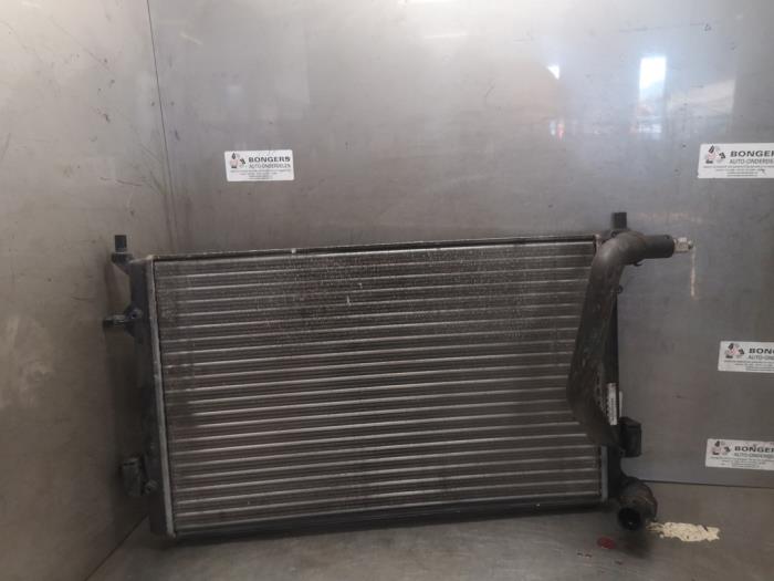 Gebruikte Radiateur Volkswagen Golf V (1K1) 1.4 16V Prijs op aanvraag aangeboden door Bongers Auto-Onderdelen Zeeland