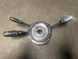 Gebruikte Licht + Raw Schakelaar Mercedes E-Klasse Prijs op aanvraag aangeboden door Bongers Auto-Onderdelen Zeeland