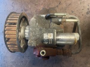 Gebruikte Dieselpomp Toyota Avensis Wagon (T25/B1E) 2.0 16V D-4D Prijs op aanvraag aangeboden door Bongers Auto-Onderdelen Zeeland