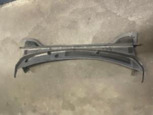 Gebruikte Paravan Kia Niro I (DE) 1.6 GDI PHEV Prijs op aanvraag aangeboden door Bongers Auto-Onderdelen Zeeland