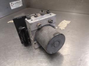 Gebruikte ABS Pomp Renault Twingo II (CN) 1.2 16V Prijs op aanvraag aangeboden door Bongers Auto-Onderdelen Zeeland