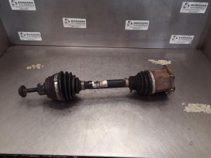 Gebruikte Homokineetas links-voor Audi A4 Avant (B8) 2.0 TDI 16V Prijs op aanvraag aangeboden door Bongers Auto-Onderdelen Zeeland