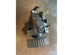 Gebruikte Dieselpomp Opel Insignia 2.0 CDTI 16V 130 Ecotec Prijs op aanvraag aangeboden door Bongers Auto-Onderdelen Zeeland