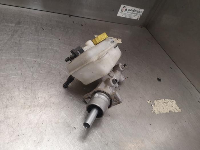 Gebruikte Hoofdremcilinder Volkswagen Fox (5Z) 1.2 Prijs op aanvraag aangeboden door Bongers Auto-Onderdelen Zeeland