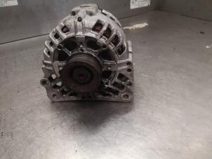 Gebruikte Dynamo Volkswagen Fox (5Z) 1.2 Prijs op aanvraag aangeboden door Bongers Auto-Onderdelen Zeeland