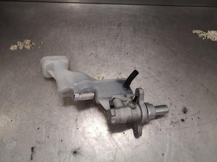 Gebruikte Hoofdremcilinder Nissan Qashqai (J10) 1.5 dCi DPF Prijs op aanvraag aangeboden door Bongers Auto-Onderdelen Zeeland