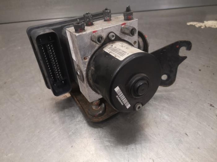 Gebruikte ABS Pomp Suzuki Swift (ZA/ZC/ZD1/2/3/9) 1.6 Sport VVT 16V Prijs op aanvraag aangeboden door Bongers Auto-Onderdelen Zeeland