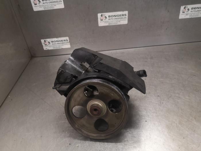 Gebruikte Stuurpomp Peugeot 206 SW (2E/K) 1.1 Prijs op aanvraag aangeboden door Bongers Auto-Onderdelen Zeeland