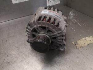 Gebruikte Alternator Volkswagen Transporter T5 2.0 TDI DRF Prijs op aanvraag aangeboden door Bongers Auto-Onderdelen Zeeland