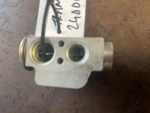 Gebruikte Expansieklep airco Volkswagen Transporter T5 2.0 TDI BlueMotion Prijs op aanvraag aangeboden door Bongers Auto-Onderdelen Zeeland