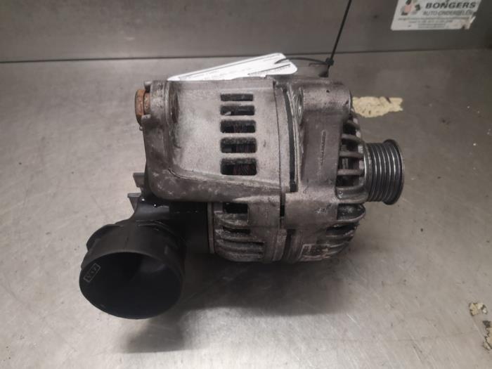 Gebruikte Dynamo BMW 3 serie (E46/2) 328 Ci 24V Prijs op aanvraag aangeboden door Bongers Auto-Onderdelen Zeeland