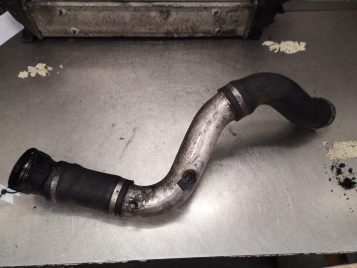 Gebruikte Intercooler Buis BMW 3 serie (E90) 320d 16V Edition Fleet Prijs op aanvraag aangeboden door Bongers Auto-Onderdelen Zeeland