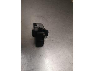 Gebruikte Luchtmassameter Ford Kuga I 2.0 TDCi 16V 140 Prijs op aanvraag aangeboden door Bongers Auto-Onderdelen Zeeland