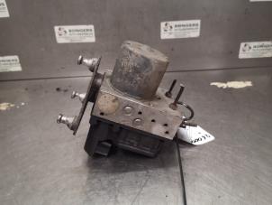 Gebruikte ABS Pomp Mercedes Sprinter 3t (903) 311 CDI 16V Prijs op aanvraag aangeboden door Bongers Auto-Onderdelen Zeeland