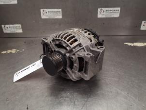 Gebruikte Alternator Mercedes Sprinter 3t (903) 311 CDI 16V Prijs op aanvraag aangeboden door Bongers Auto-Onderdelen Zeeland