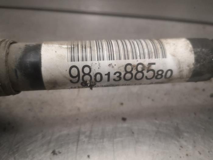 Aandrijfas links-voor van een Citroën C3 (SC) 1.0 Vti 68 12V 2016