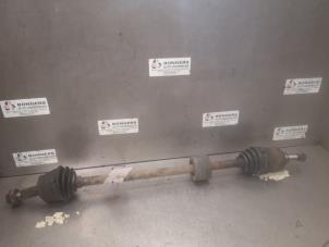 Gebruikte Steekas rechts-voor Fiat 500 (312) 1.4 16V Prijs op aanvraag aangeboden door Bongers Auto-Onderdelen Zeeland