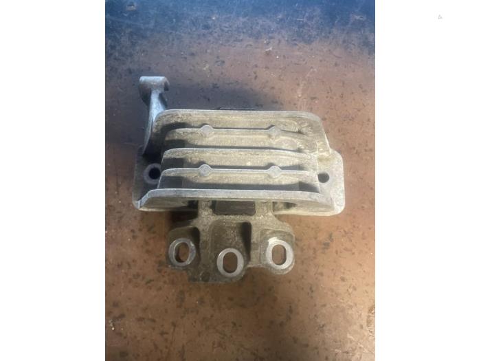 Gebruikte Motorrubber Volkswagen Crafter (SY) 2.0 TDI FWD Prijs op aanvraag aangeboden door Bongers Auto-Onderdelen Zeeland