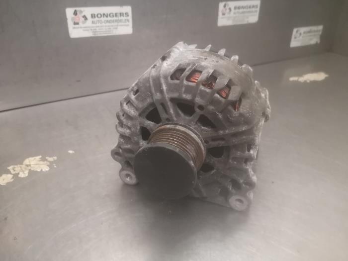 Gebruikte Dynamo Skoda Octavia (5EAA) 1.6 TDI GreenTec 16V Prijs op aanvraag aangeboden door Bongers Auto-Onderdelen Zeeland