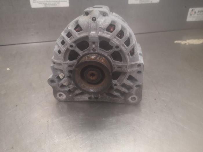 Gebruikte Alternator Skoda Fabia II (5J) 1.2i Prijs op aanvraag aangeboden door Bongers Auto-Onderdelen Zeeland