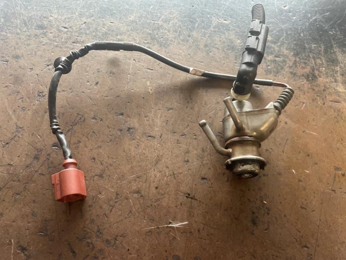 Injector adblue Volkswagen Tiguan (AD1), 2016 / 2024 2.0 TDI 16V BlueMotion Technology SCR, SUV, Diesel, 1.968cc, 110kW (150pk), FWD, DFGA; DTSB; DTSA, 2016-01 / 2024-04 (Gebruikt)