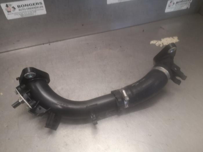 Gebruikte Turbo Pijp Mazda CX-30 (DM) 1.8 Skyactiv D 116 16V Prijs op aanvraag aangeboden door Bongers Auto-Onderdelen Zeeland