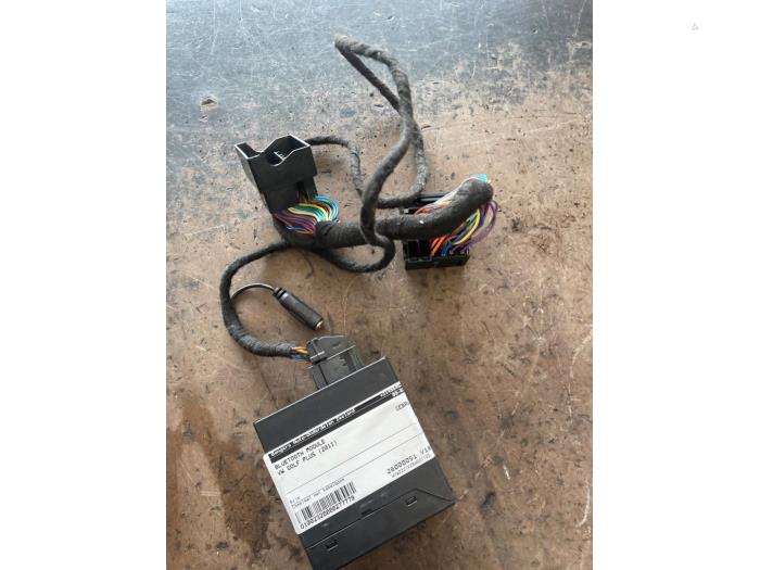 Gebruikte Bluetooth module Volkswagen Golf Plus (5M1/1KP) 1.6 TDI 16V 105 Prijs op aanvraag aangeboden door Bongers Auto-Onderdelen Zeeland
