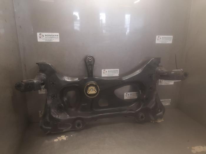 Gebruikte Subframe Volkswagen Golf VII (AUA) 1.4 TSI 16V Prijs op aanvraag aangeboden door Bongers Auto-Onderdelen Zeeland