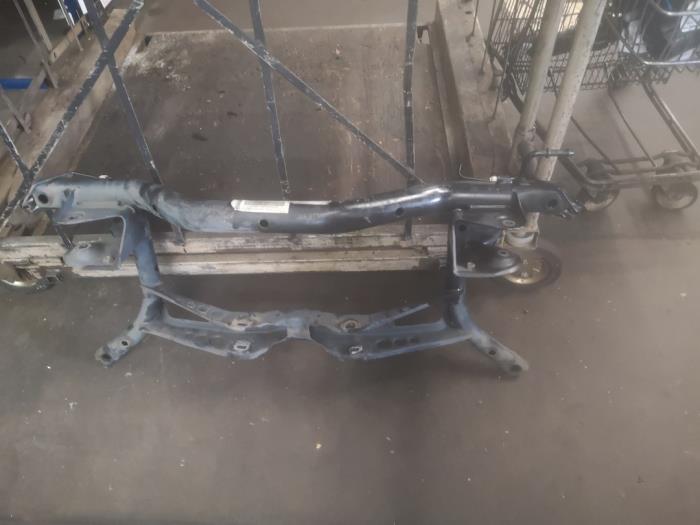 Gebruikte Subframe Volkswagen Golf VII (AUA) 1.4 TSI 16V Prijs op aanvraag aangeboden door Bongers Auto-Onderdelen Zeeland