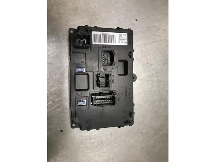 Gebruikte Computer Body Control Peugeot 308 SW (4E/H) 1.6 VTI 16V Prijs op aanvraag aangeboden door Bongers Auto-Onderdelen Zeeland