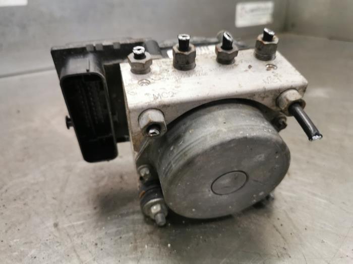 Gebruikte ABS Pomp Fiat Grande Punto (199) 1.3 JTD Multijet 16V Prijs op aanvraag aangeboden door Bongers Auto-Onderdelen Zeeland