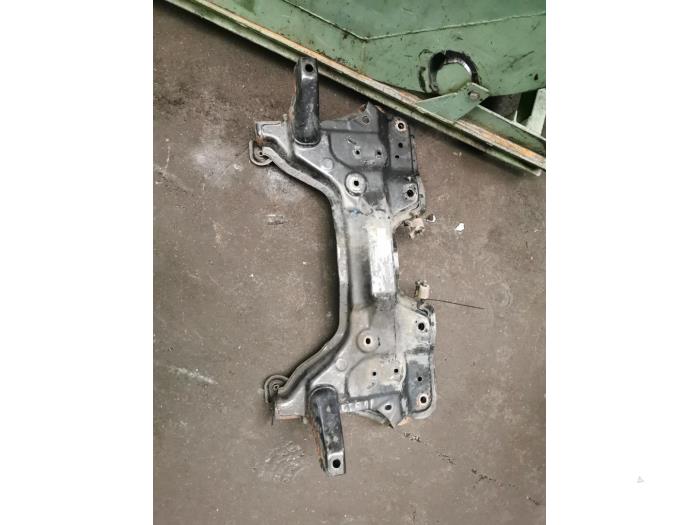 Gebruikte Subframe Fiat Grande Punto (199) 1.3 JTD Multijet 16V Prijs op aanvraag aangeboden door Bongers Auto-Onderdelen Zeeland