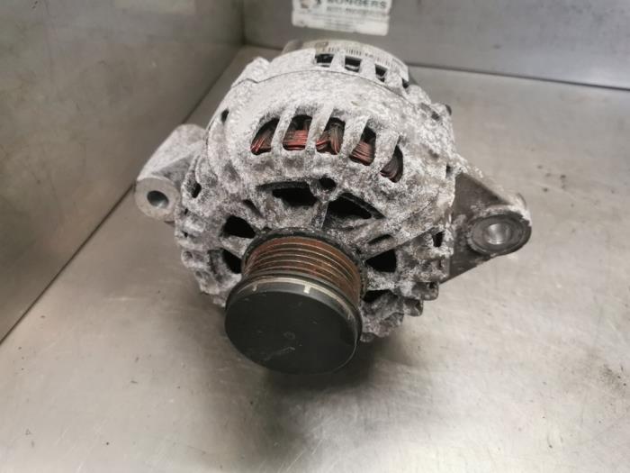 Gebruikte Dynamo Opel Insignia 2.0 CDTI 16V 160 Ecotec Prijs op aanvraag aangeboden door Bongers Auto-Onderdelen Zeeland
