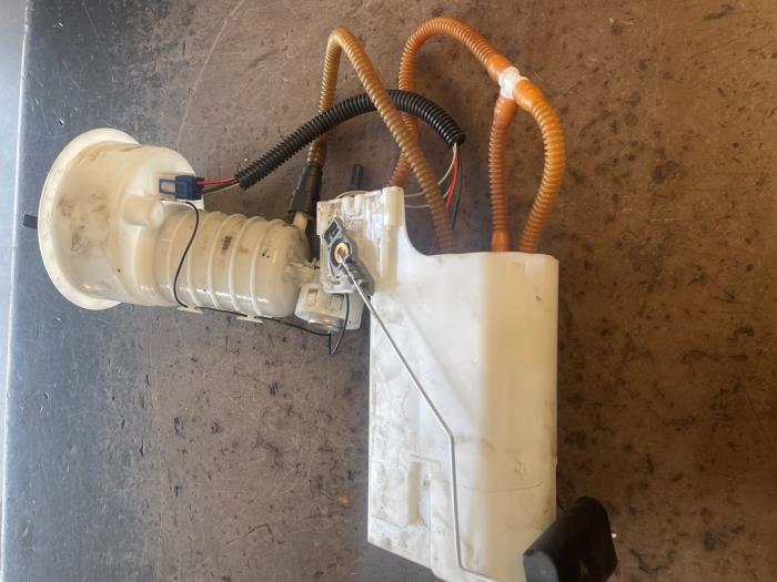 Gebruikte Tank element Pomp BMW Z4 Roadster (E85) 2.5 24V Prijs op aanvraag aangeboden door Bongers Auto-Onderdelen Zeeland