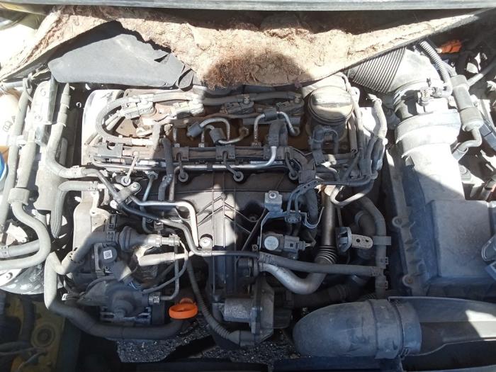 Gebruikte Versnellingsbak Volkswagen Caddy III (2KA,2KH,2CA,2CH) 2.0 TDI 16V Prijs op aanvraag aangeboden door Bongers Auto-Onderdelen Zeeland