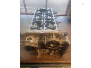 Cilinderkop van een Chrysler Voyager/Grand Voyager (RT) 2.8 CRD 16V Grand Voyager 2009