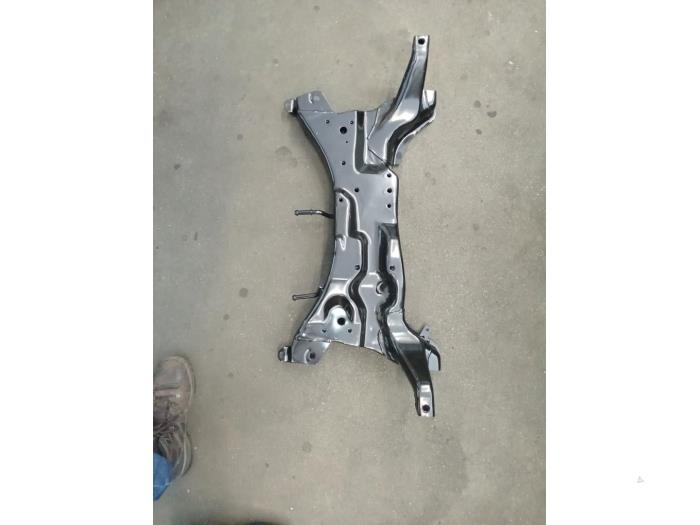 Nieuwe Subframe Mitsubishi Outlander (CU) 2.4 16V 4x2 Prijs € 211,75 Inclusief btw aangeboden door Bongers Auto-Onderdelen Zeeland