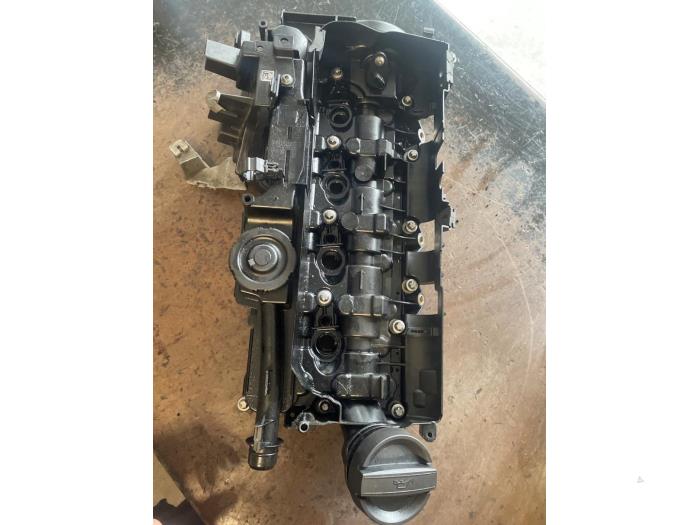 Gebruikte Kleppendeksel BMW 5 serie Touring (F11) 520d 16V Prijs op aanvraag aangeboden door Bongers Auto-Onderdelen Zeeland